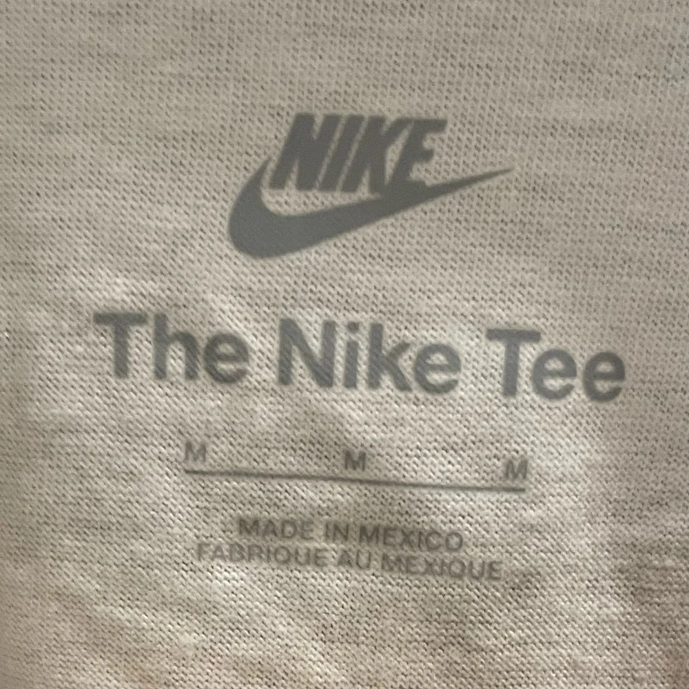 The Nike tee - Picture 3 of 3